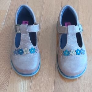 Girls Casual Shoes Rachel brand